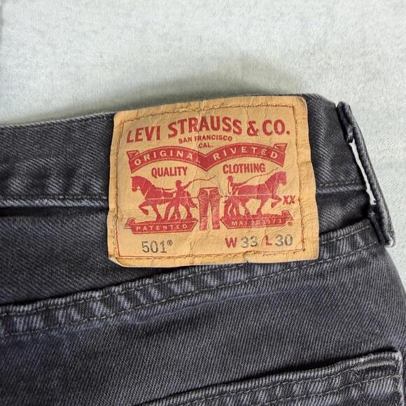 Levis 501 Jeans Mens 33x30 Black Dark Wash Straight Leg Original Fit Denim - Picture 5 of 7
